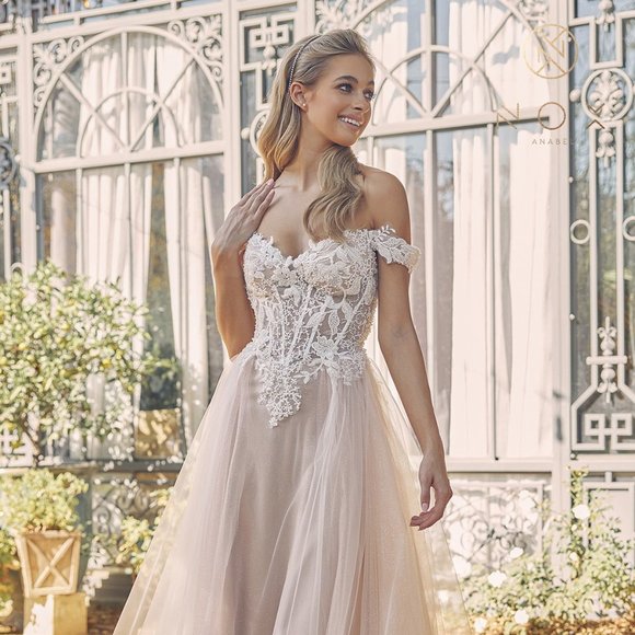 NEW LONG OFF THE SHOULDER SLEEVELESS WEDDING DRESS WITH ZIPPER BACK NX C1107W - Picture 3 of 11